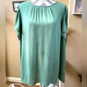 Green Loft plus 16 sheer light weight flutter sleeve top